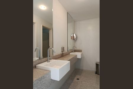 Apartamento para alugar com 147m², 3 quartos e 3 vagas Apartamento para alugar com 147m², 3 quartos e 3 vagasSauna