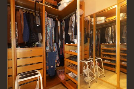 Apartamento à venda com 168m², 3 quartos e 3 vagasCloset da suíte 3