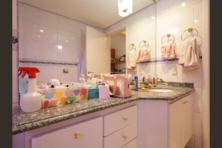 Apartamento à venda com 168m², 3 quartos e 3 vagasBanheiro da Suíte 3