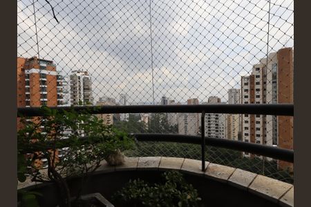 Apartamento à venda com 168m², 3 quartos e 3 vagasVaranda da suíte