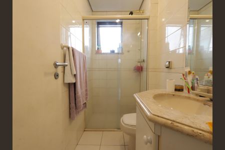 Apartamento à venda com 168m², 3 quartos e 3 vagasBanheiro da Suíte 1