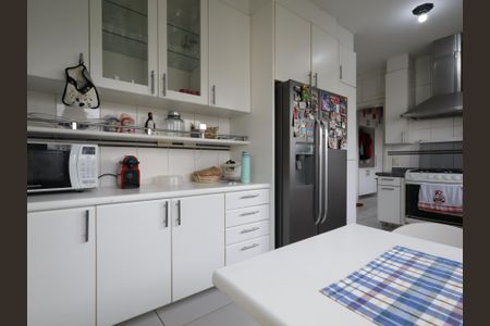 Apartamento à venda com 168m², 3 quartos e 3 vagasCozinha