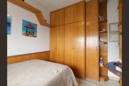 Apartamento à venda com 168m², 3 quartos e 3 vagasSuíte 2