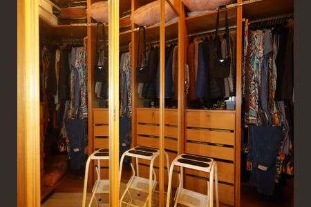 Apartamento à venda com 168m², 3 quartos e 3 vagasCloset da suíte 3