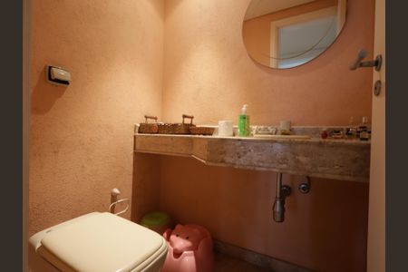 Apartamento à venda com 168m², 3 quartos e 3 vagasLavabo