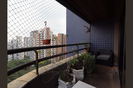 Apartamento à venda com 168m², 3 quartos e 3 vagasVaranda da Sala