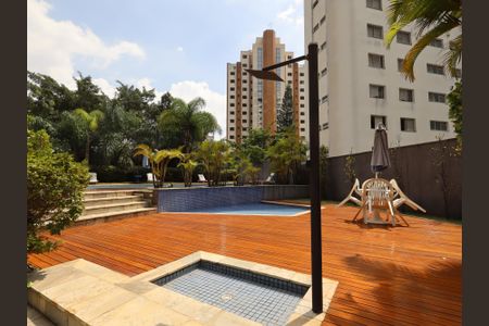 Apartamento à venda com 168m², 3 quartos e 3 vagasÁrea comum - Piscina