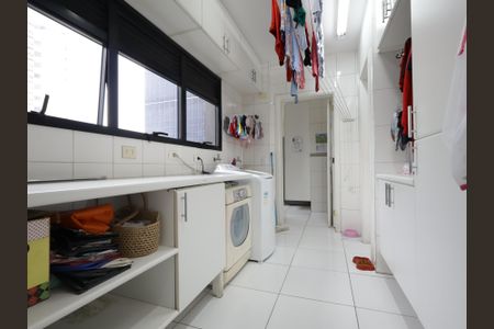 Apartamento à venda com 168m², 3 quartos e 3 vagasÁrea de Serviço