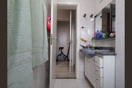 Apartamento à venda com 168m², 3 quartos e 3 vagasBanheiro da Suíte 2