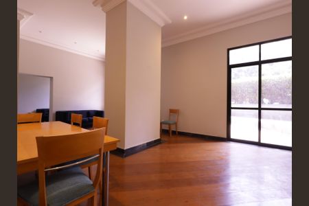 Apartamento à venda com 168m², 3 quartos e 3 vagasÁrea comum - Salão de festas