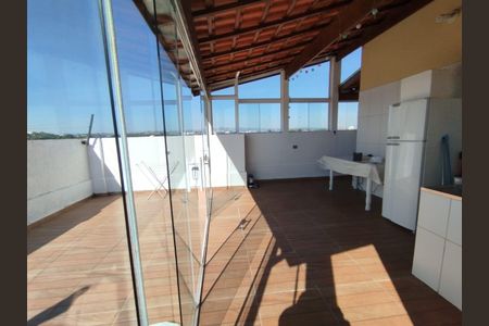 Apartamento para alugar com 138m², 2 quartos e 2 vagasÁrea externa