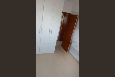 Quarto de apartamento para alugar com 2 quartos, 138m² em Parque Senhor do Bonfim, Taubaté