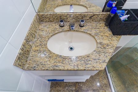 Apartamento para alugar com 70m², 3 quartos e 1 vagaDetalhe Banheiro - Social