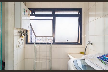 Apartamento para alugar com 70m², 3 quartos e 1 vagaÁrea de Serviço