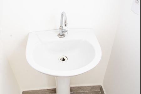 Apartamento para alugar com 36m², 2 quartos e sem vagaBanheiro