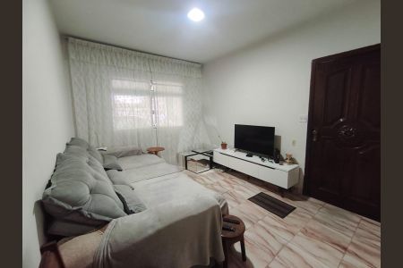 Casa para alugar com 175m², 4 quartos e 2 vagas Casa para alugar com 175m², 4 quartos e 2 vagasSala