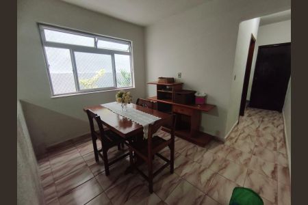 Casa para alugar com 175m², 4 quartos e 2 vagas Casa para alugar com 175m², 4 quartos e 2 vagasSala