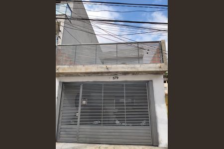 Casa para alugar com 175m², 4 quartos e 2 vagas Casa para alugar com 175m², 4 quartos e 2 vagasFachada