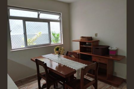 Casa para alugar com 175m², 4 quartos e 2 vagas Casa para alugar com 175m², 4 quartos e 2 vagasSala