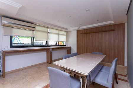 Apartamento à venda com 200m², 4 quartos e 3 vagasÁrea Comum