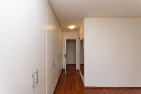 Apartamento à venda com 200m², 4 quartos e 3 vagasQuarto 1 Suíte