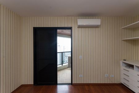 Apartamento à venda com 200m², 4 quartos e 3 vagasQuarto 1 Suíte