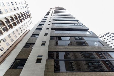 Apartamento à venda com 200m², 4 quartos e 3 vagasFachada