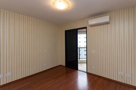 Apartamento à venda com 200m², 4 quartos e 3 vagasQuarto 1 Suíte