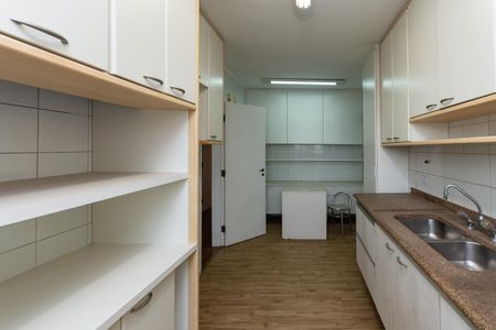 Apartamento à venda com 200m², 4 quartos e 3 vagasCozinha