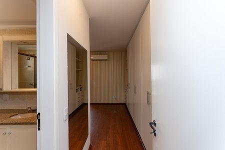 Apartamento à venda com 200m², 4 quartos e 3 vagasQuarto 1 Suíte