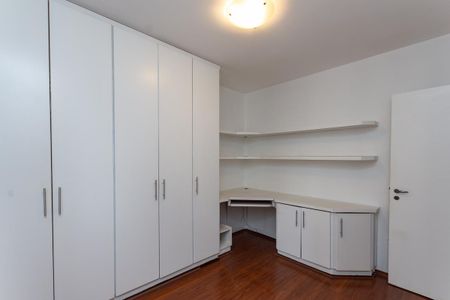 Apartamento à venda com 200m², 4 quartos e 3 vagasQuarto 3