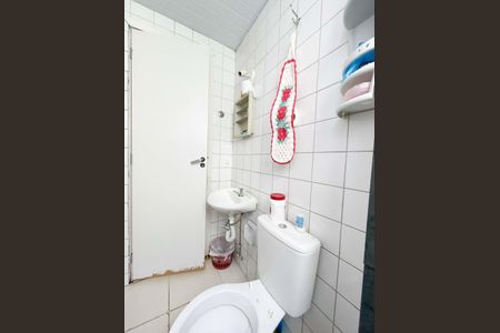 Apartamento à venda com 3 quartos, 50m² em Darcy Vargas, Contagem