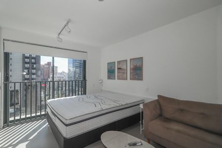 Sala / Quarto / Cozinha de apartamento para alugar com 1 quarto, 30m² em Auxiliadora, Porto Alegre