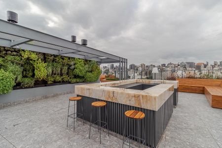 Apartamento para alugar com 30m², 1 quarto e sem vaga Apartamento para alugar com 30m², 1 quarto e sem vagaTerraço / Bar