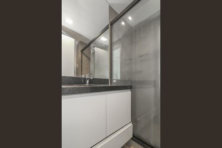 Banheiro de apartamento para alugar com 1 quarto, 30m² em Auxiliadora, Porto Alegre