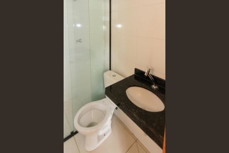 Apartamento à venda com 38m², 2 quartos e sem vaga Apartamento à venda com 38m², 2 quartos e sem vagaBanheiro
