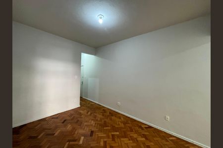 Sala de apartamento para alugar com 2 quartos, 80m² em Copacabana, Rio de Janeiro
