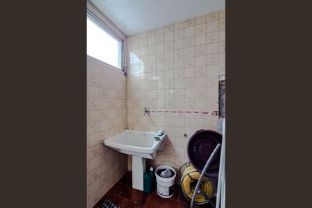 Apartamento à venda com 134m², 2 quartos e sem vagaBanheiro de serviço