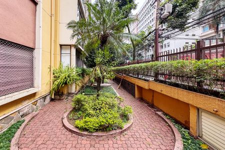 Apartamento à venda com 169m², 3 quartos e sem vaga Apartamento à venda com 169m², 3 quartos e sem vagaarea verde comum