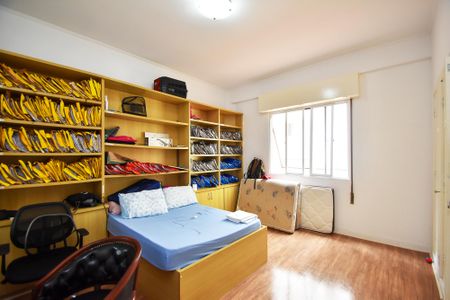 Apartamento à venda com 169m², 3 quartos e sem vaga Apartamento à venda com 169m², 3 quartos e sem vagaquarto 2
