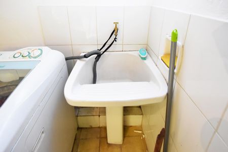 Apartamento à venda com 169m², 3 quartos e sem vaga Apartamento à venda com 169m², 3 quartos e sem vagalavanderia