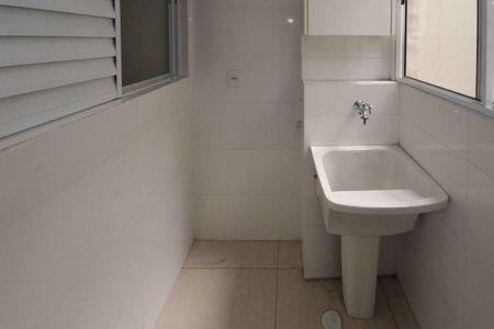 Apartamento para alugar com 35m², 2 quartos e 1 vaga Apartamento para alugar com 35m², 2 quartos e 1 vagaÁrea de Serviço