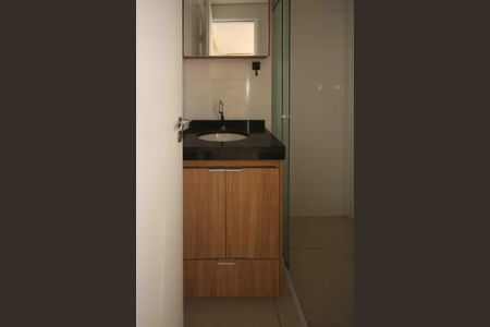 Apartamento para alugar com 35m², 2 quartos e 1 vaga Apartamento para alugar com 35m², 2 quartos e 1 vagaBanheiro