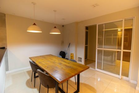 Apartamento para alugar com 96m², 3 quartos e 1 vaga