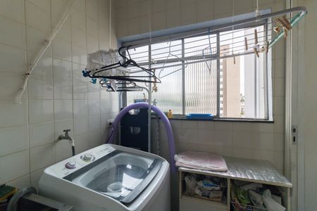 Apartamento à venda com 65m², 2 quartos e 2 vagas Apartamento à venda com 65m², 2 quartos e 2 vagasLavanderia