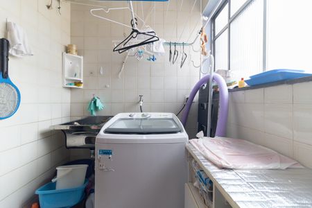 Apartamento à venda com 65m², 2 quartos e 2 vagas Apartamento à venda com 65m², 2 quartos e 2 vagasLavanderia