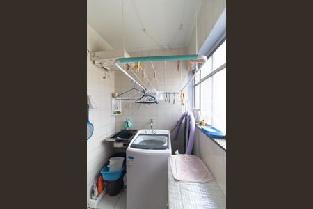 Apartamento à venda com 65m², 2 quartos e 2 vagas Apartamento à venda com 65m², 2 quartos e 2 vagasLavanderia