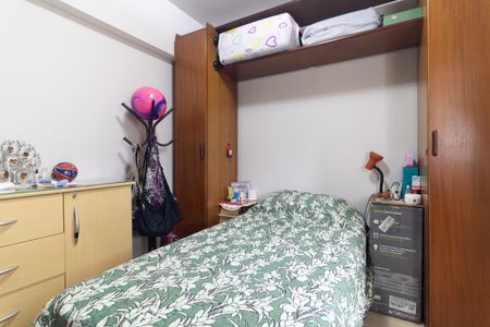 Apartamento à venda com 65m², 2 quartos e 2 vagas Apartamento à venda com 65m², 2 quartos e 2 vagasQuarto 2