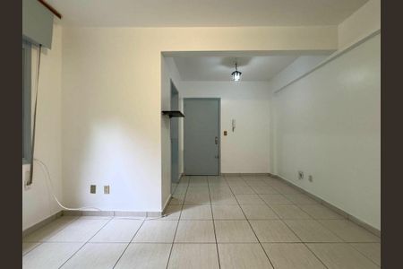 Quarto / Sala  de kitnet/studio para alugar com 1 quarto, 39m² em Cidade Baixa, Porto Alegre