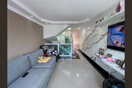 Sala de casa à venda com 3 quartos, 131m² em Jardim Ester, São Paulo